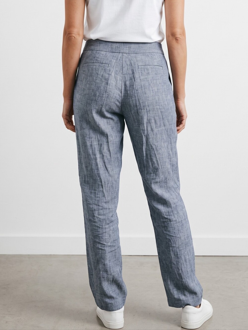 Elie Tahari Leena Linen Blend Cropped Pants Indigo 6